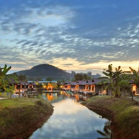 The Villa Laemhin Lagoon Resort Phuket ภายนอก รูปภาพ