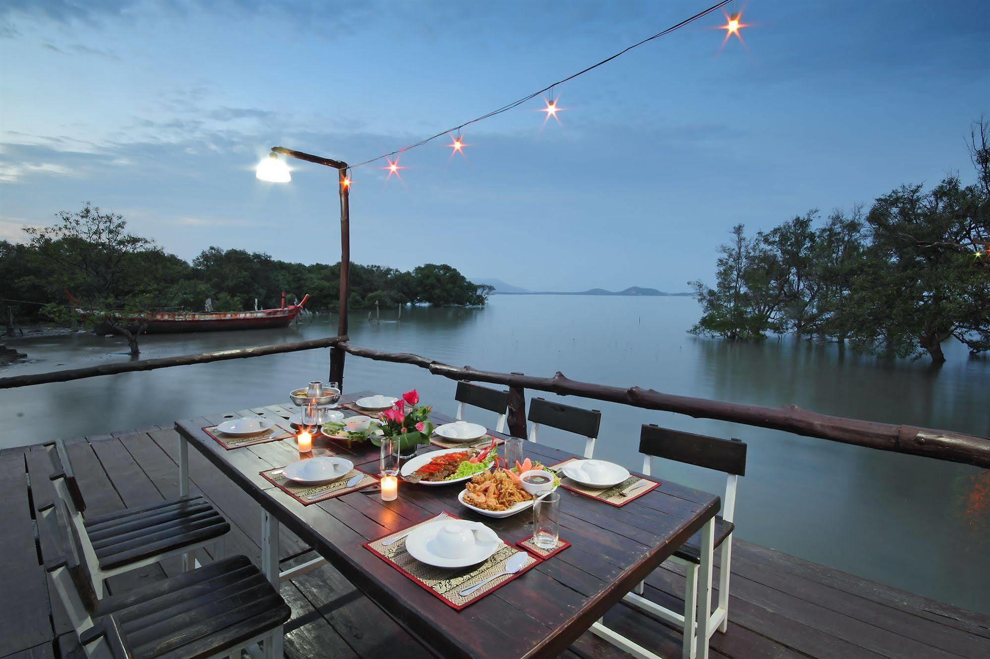 The Villa Laemhin Lagoon Resort Phuket ภายนอก รูปภาพ