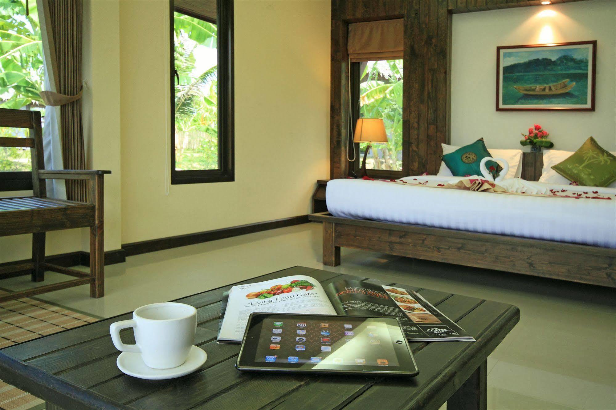 The Villa Laemhin Lagoon Resort Phuket ภายนอก รูปภาพ