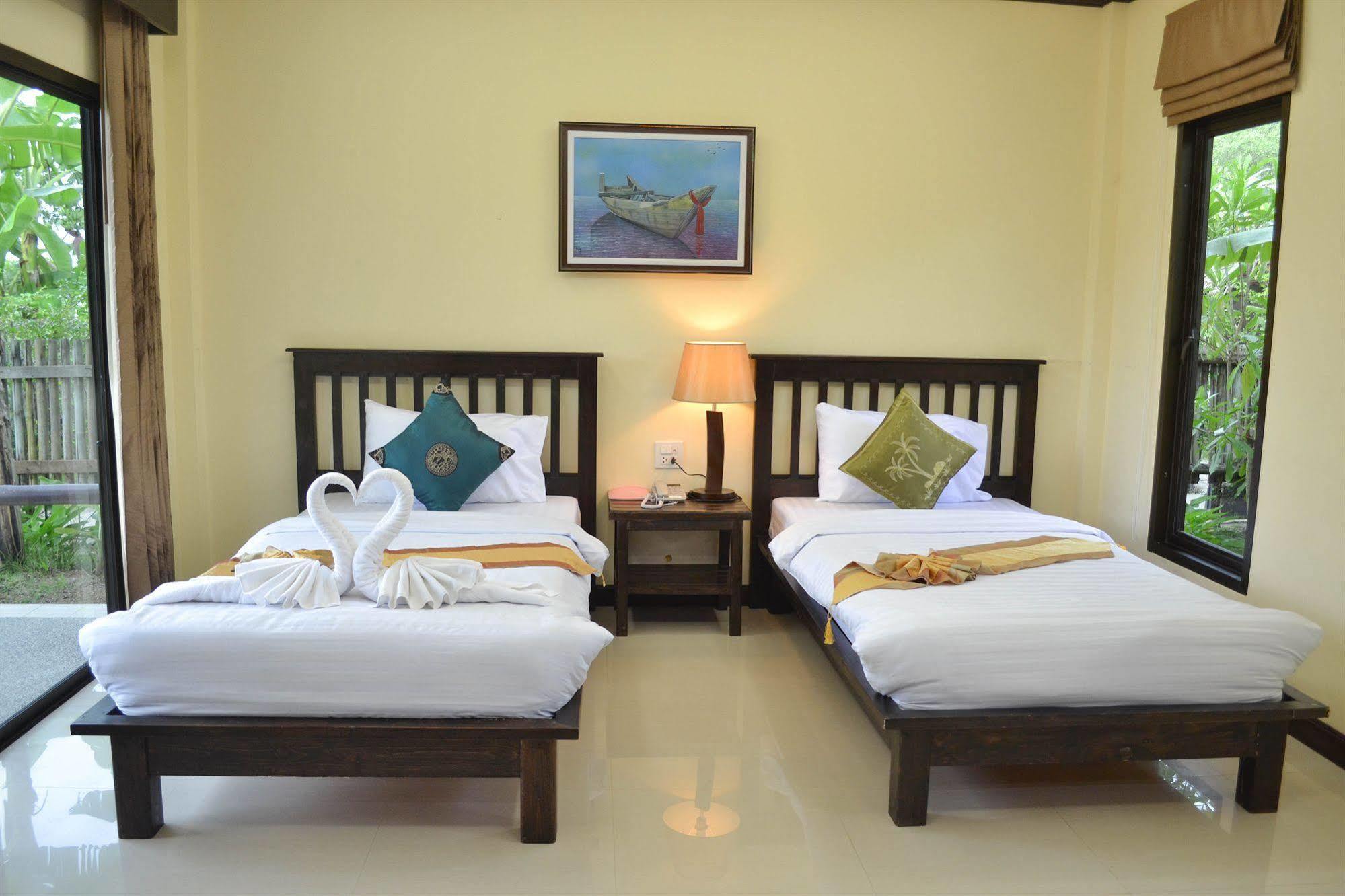 The Villa Laemhin Lagoon Resort Phuket ภายนอก รูปภาพ